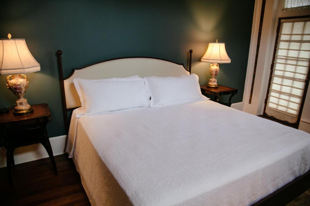 The Grand Hotel Hogansville Bagian luar foto