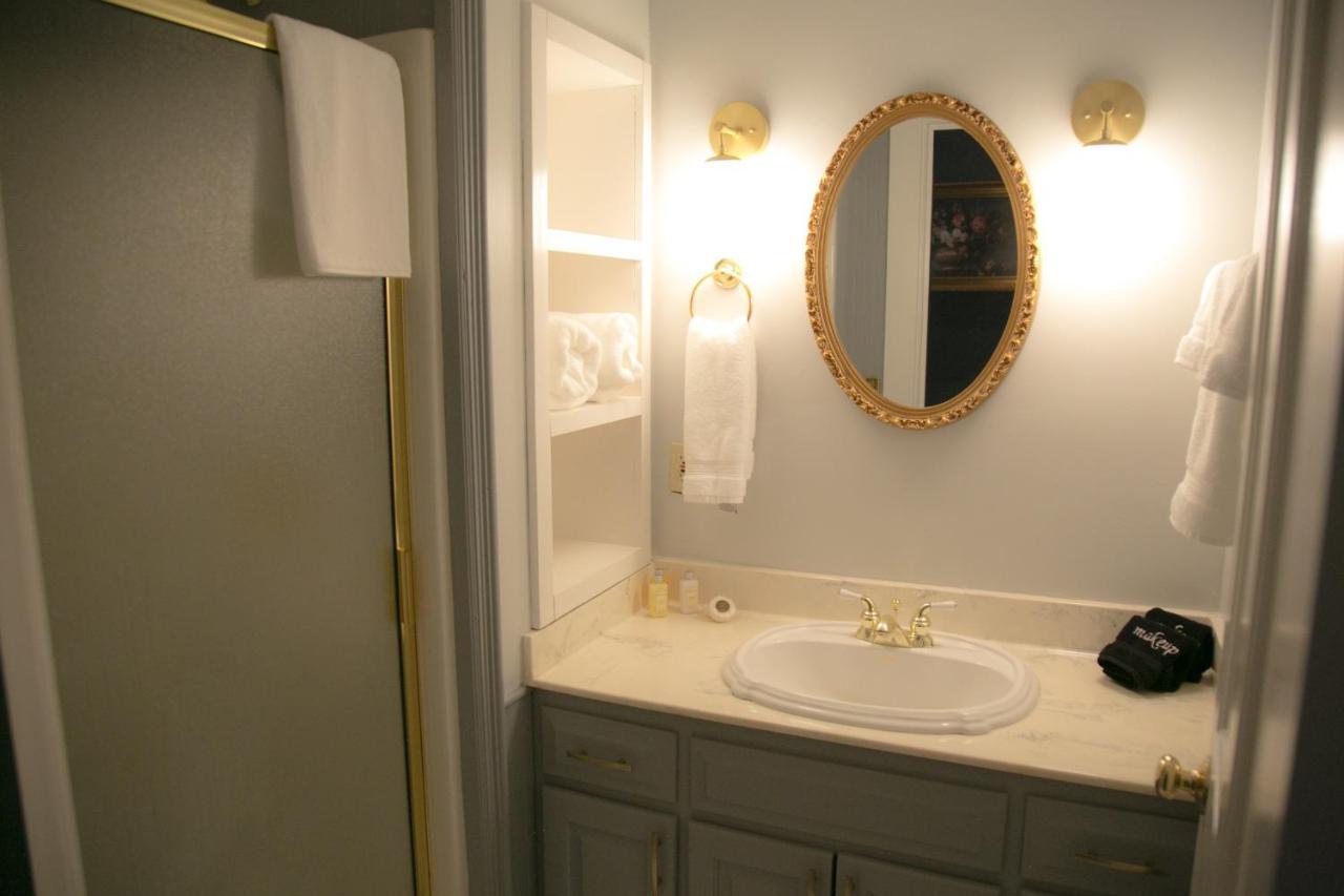 The Grand Hotel Hogansville Bagian luar foto